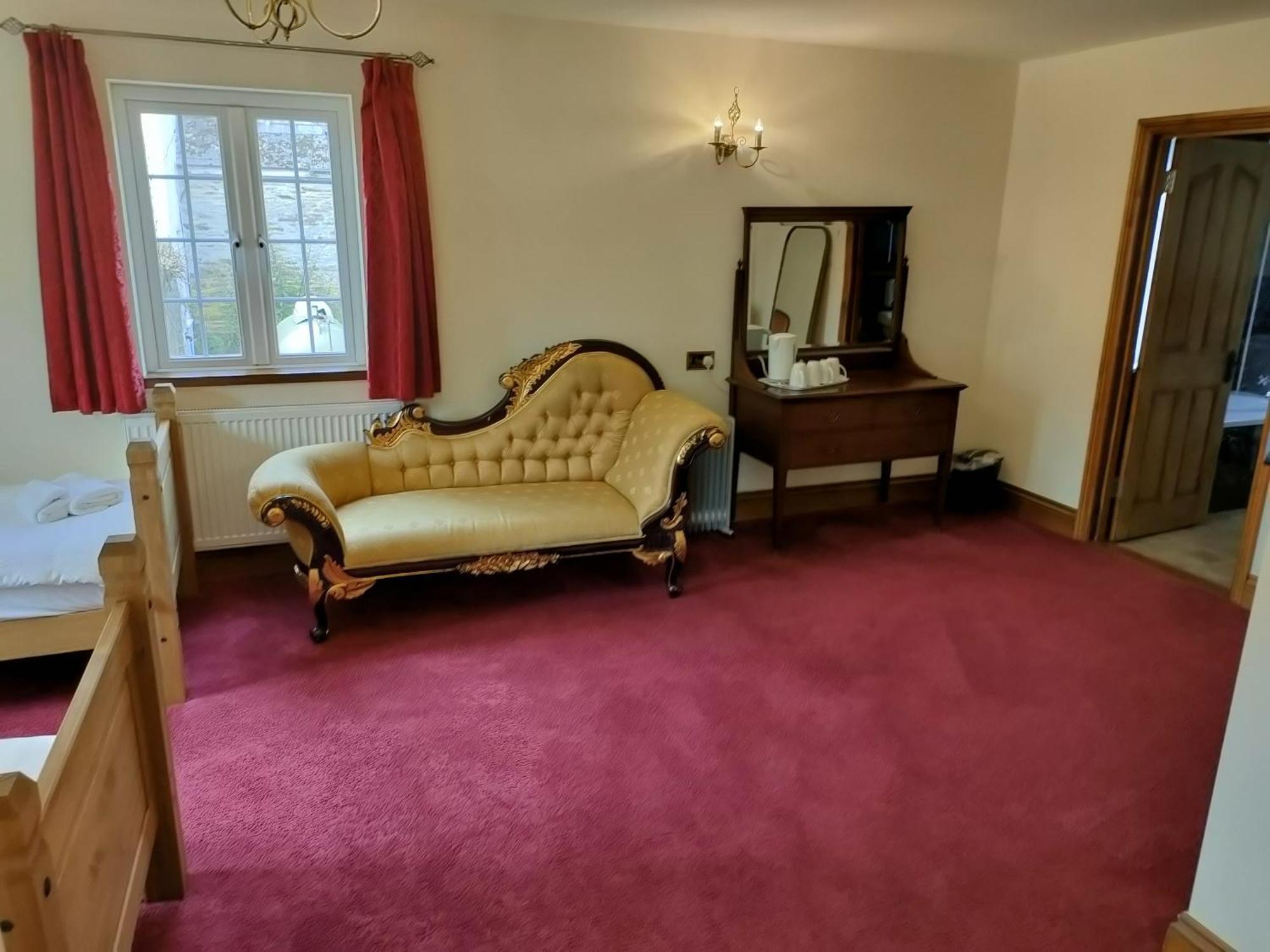 Great Trethew Manor Hotel & Self Catering Lodges Liskeard Exteriér fotografie